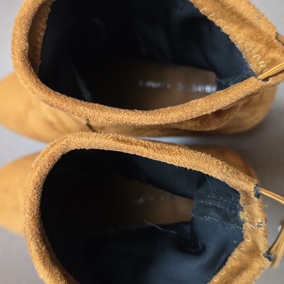 CHINESE LAUNDRY Suede Tan Ankle Boots women's 7 - Picture 5 of 5